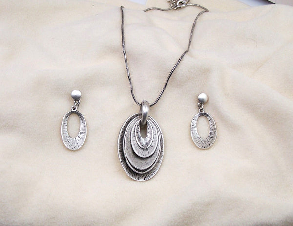 Oval Antique Silver Necklace & Earring Set  #DNE-0224