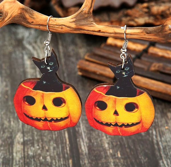 Cat Peaking out of Jack-o-lantern Hallowen earrings  #DE090